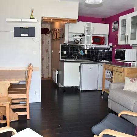 Sud Avec Terrasse, Proche Centre Et Telepherique - Fr-1-464-216 *